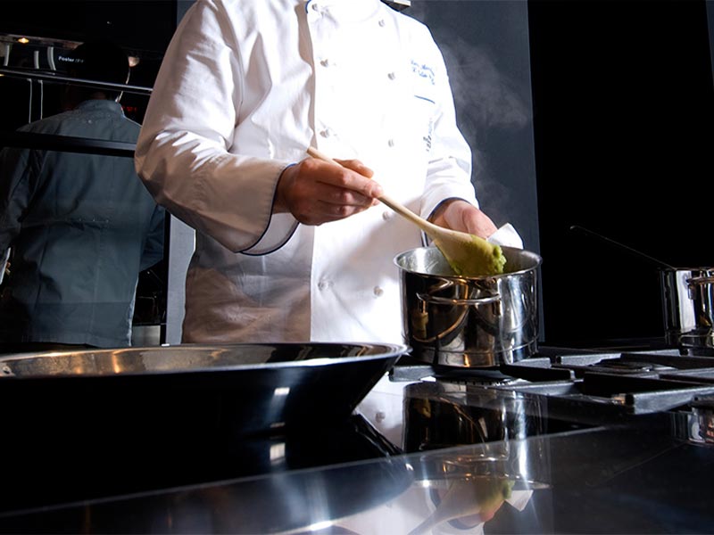 Fuori Salone 2018, Foster participe avec des cuisines de créateurs