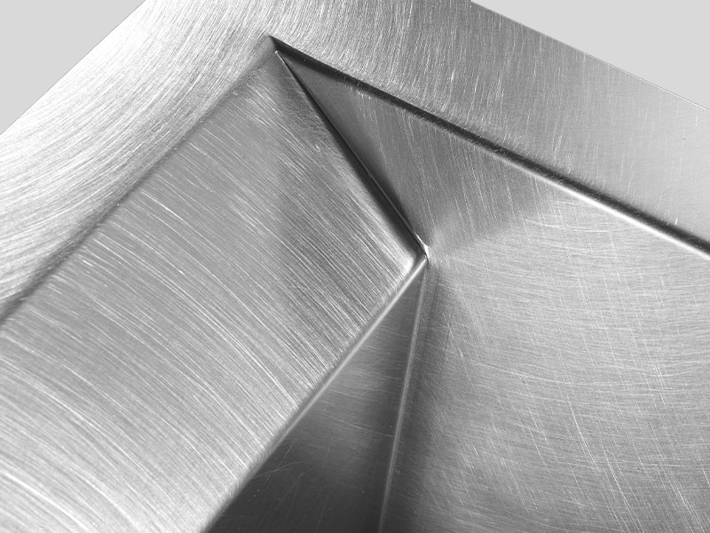 Éviers fabriqués en Italie, Cuvettes d'angle