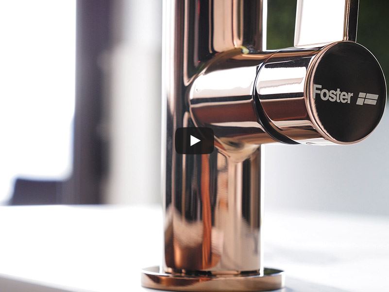 Teintes de l’acier, éviers, tables de cuisson et mitigeurs en PVD