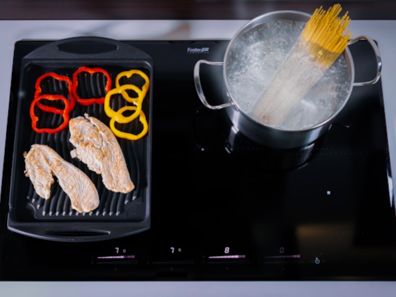 PUNTO Induction:  The new intelligent cooker hob with adaptive capacity.
