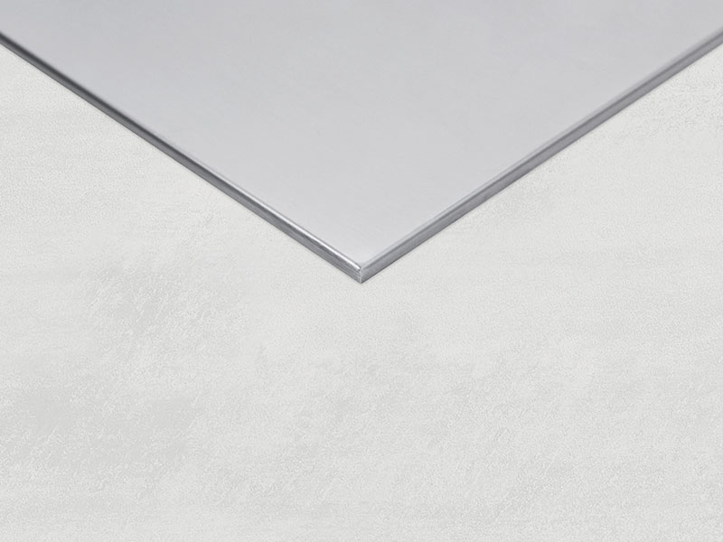 ​​​Le bord d'installation Q4